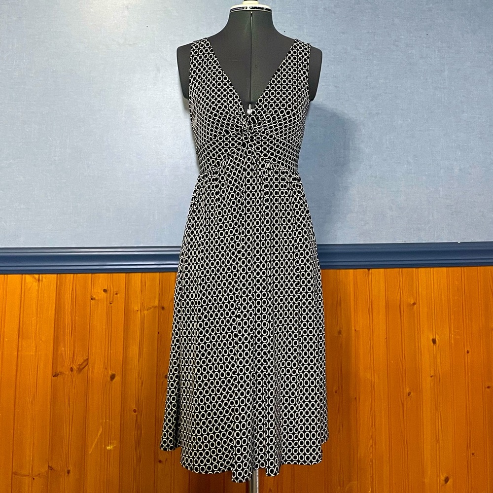 EUC Max Studio twist front dress